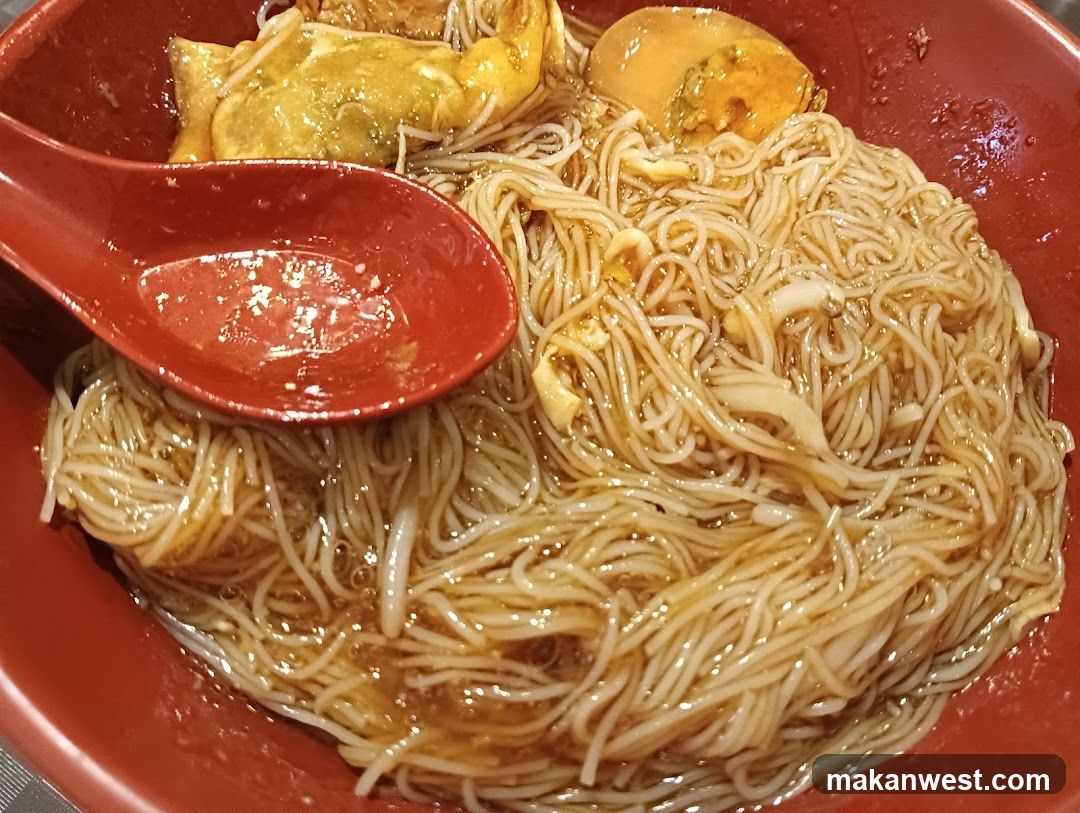 Noodle Dish with Egg and Sauce