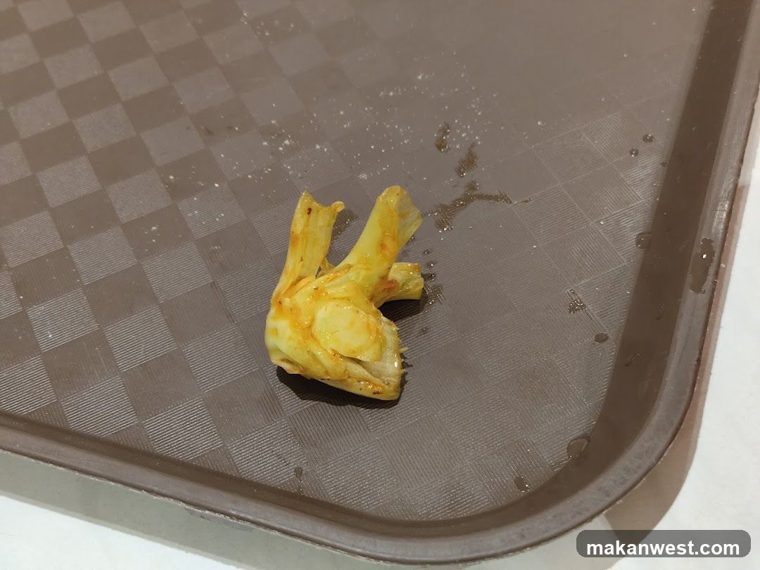 Food Remnant on Tray