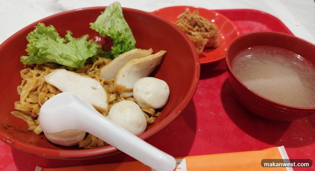 Noodle Bowl with Toppings