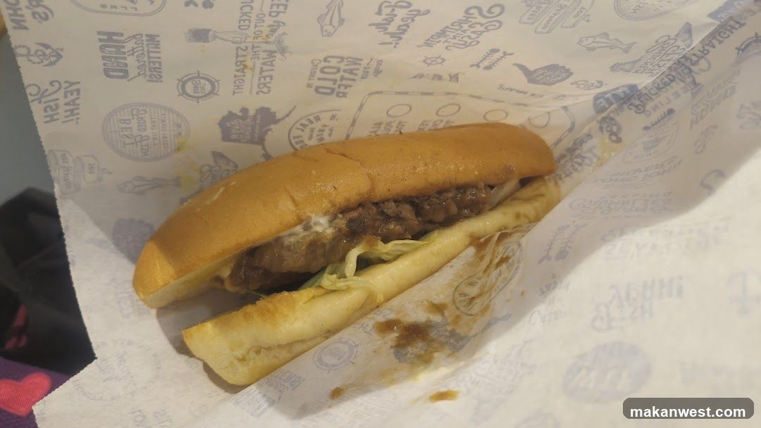 Sandwich on branded paper