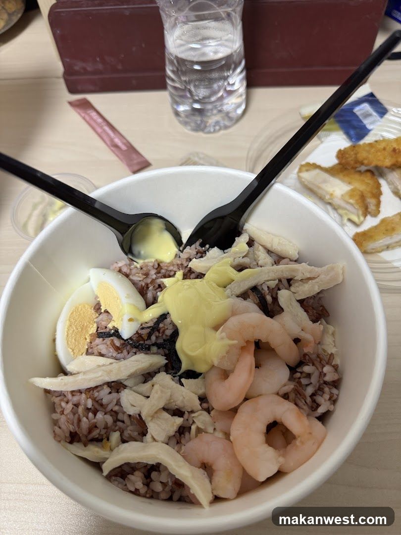 Bowl of Rice with Shrimp, Chicken, and Egg