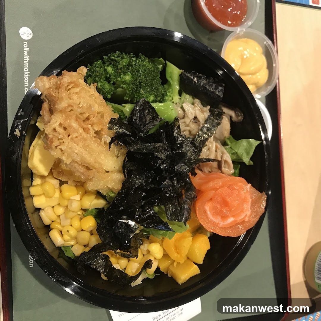 Bowl with Tempura and Salmon