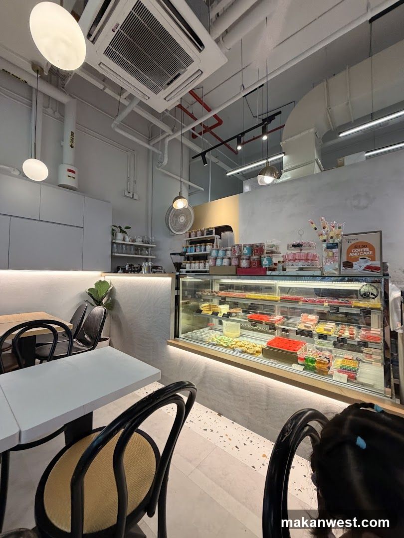 Bakery Interior Display