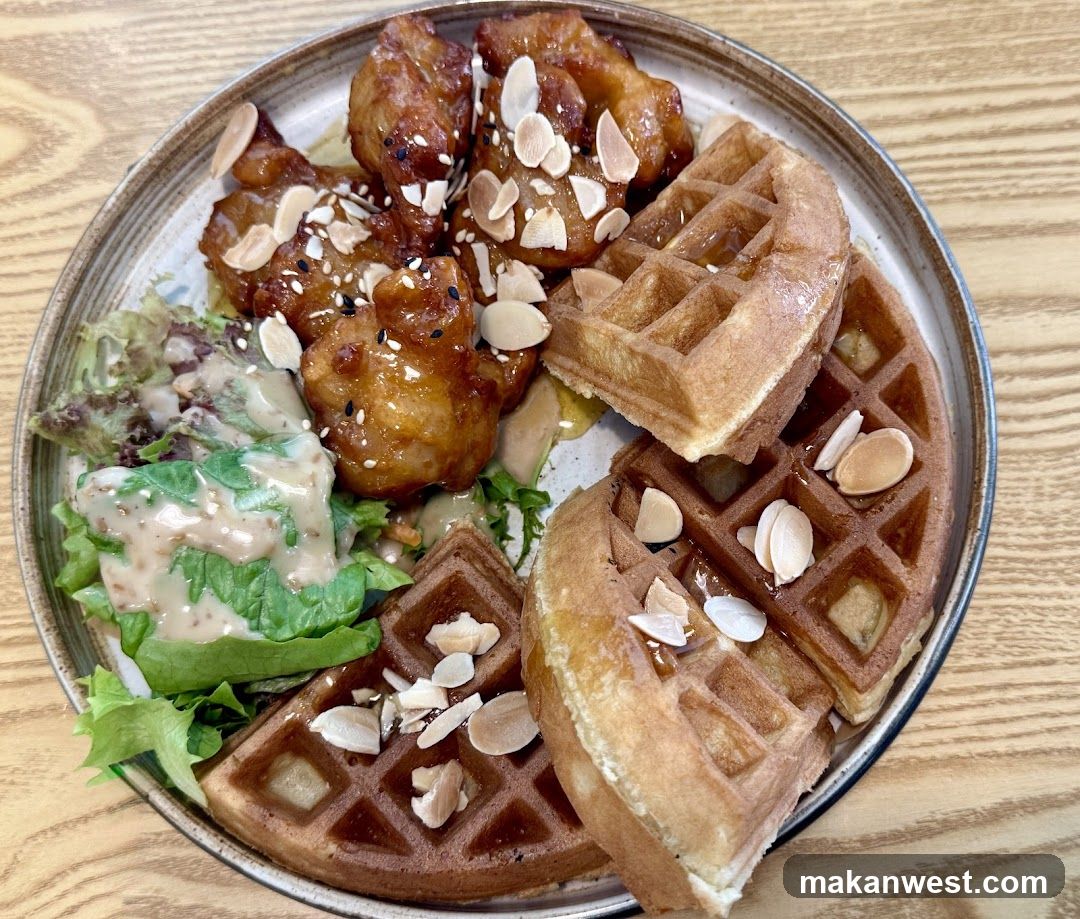 Waffle and Chicken Plate
