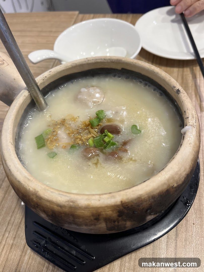 Congee in Clay Pot