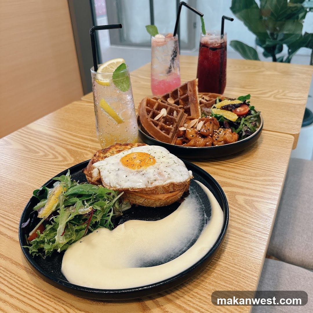 Breakfast and Drinks at Cafe